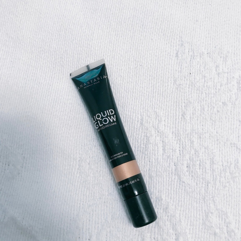 Anastasia Beverly Hills Liquid Highlighter